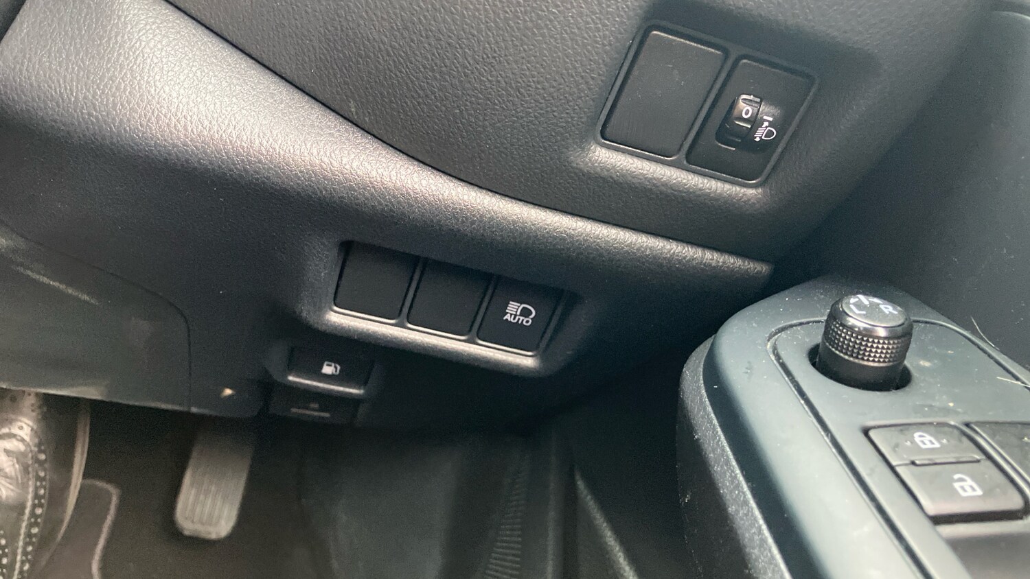 Used Toyota C-HR 2023 for sale - 78066614: Photo 43