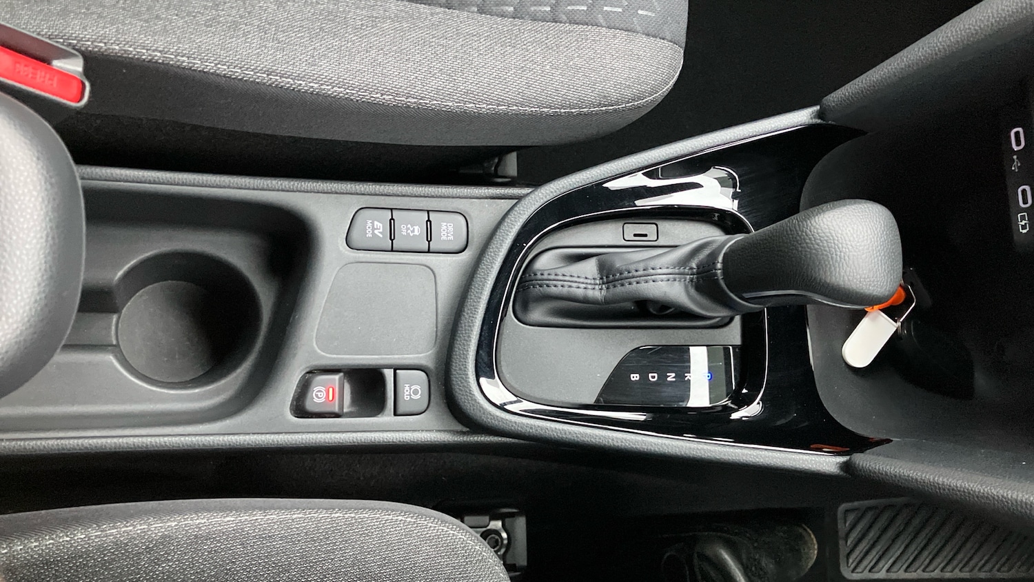 Used Toyota Yaris Cross 2025 for sale - 77434579: Photo 50