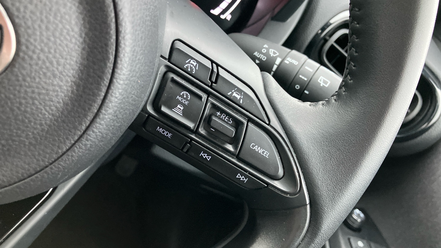 Used Toyota Yaris Cross 2025 for sale - 77434579: Photo 53