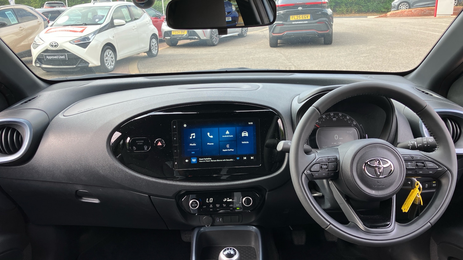 Used Toyota Aygo X 2025 for sale - 76101279: Photo 5