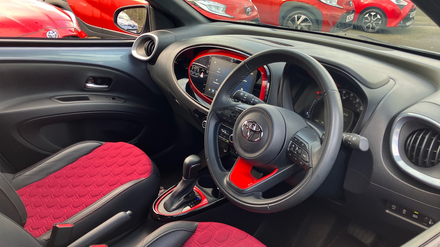 Used Toyota Aygo X 2023 for sale - 78067347: Photo 37