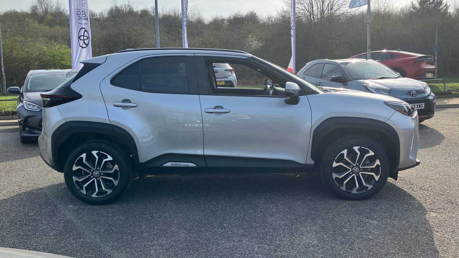 Used Toyota Yaris Cross 2024 for sale - 77963075: Photo 16