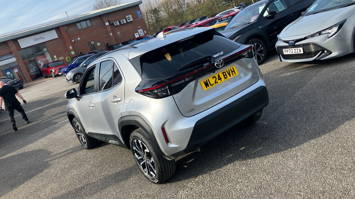 Used Toyota Yaris Cross 2024 for sale - 77963075: Photo 30