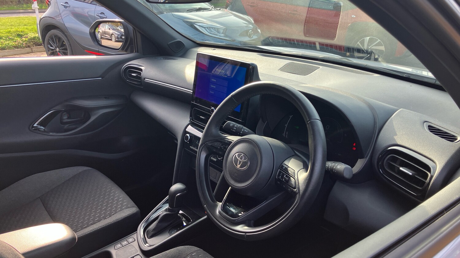 Used Toyota Yaris Cross 2024 for sale - 77963075: Photo 38