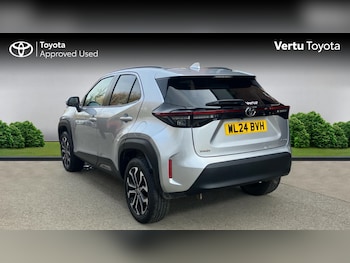 Used Toyota Yaris Cross 2024 for sale - 77963075: Photo