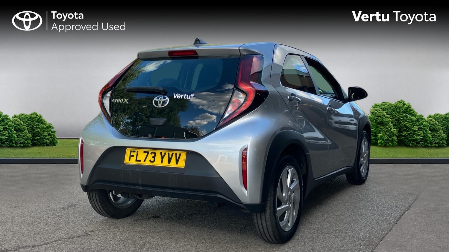 Used Toyota Aygo X 2023 for sale - 76065909: Photo 2