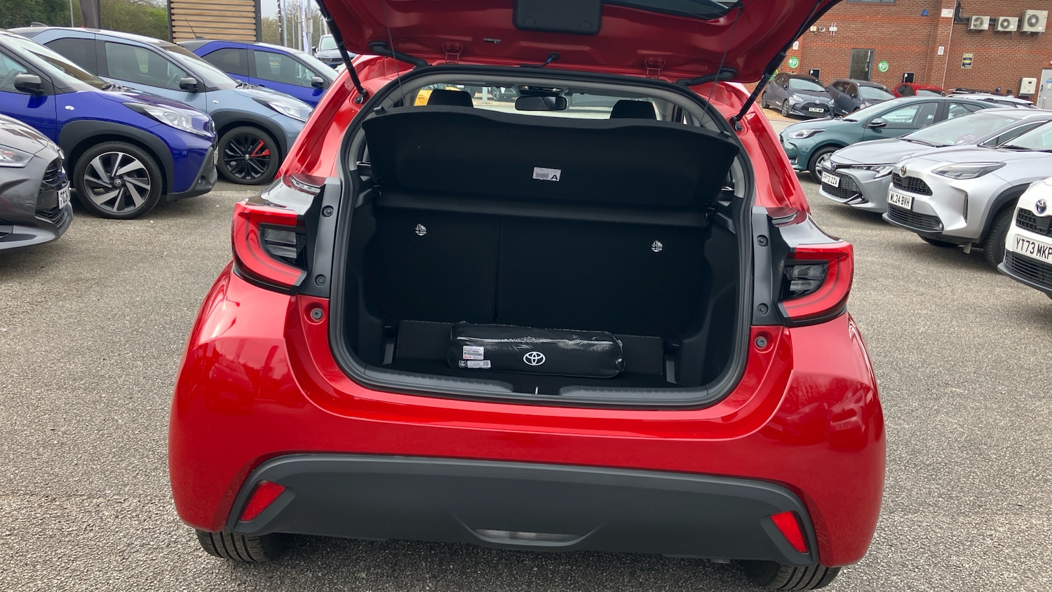 Used Toyota Yaris 2025 for sale - 77945947: Photo 14