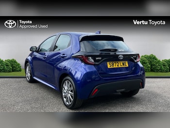 Used Toyota Yaris 2023 for sale - 77847646: Photo