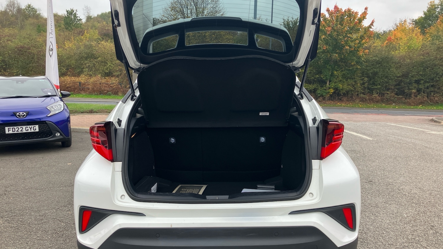 Used Toyota C-HR 2022 for sale - 76705667: Photo 14