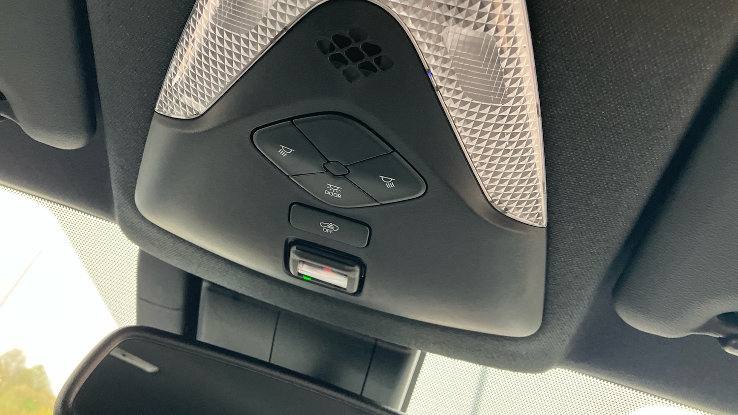 Used Toyota C-HR 2022 for sale - 76705667: Photo 54