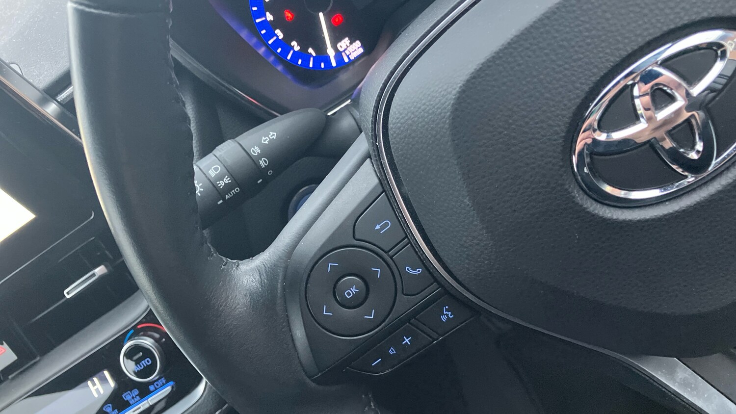 Used Toyota Corolla 2023 for sale - 77336484: Photo 45