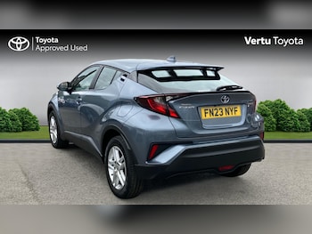 Used Toyota C-HR 2023 for sale - 78064335: Photo