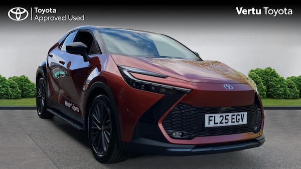 Used Toyota C-HR 2025 for sale - 76236568: Photo 1