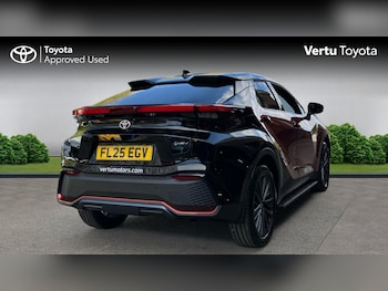 Used Toyota C-HR 2025 for sale - 76236568: Photo 2