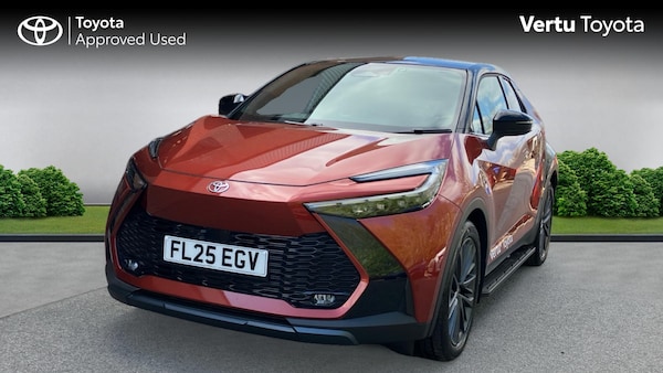 Used Toyota C-HR 2025 for sale - 76236568: Photo 3
