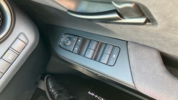 Used Toyota C-HR 2025 for sale - 76236568: Photo 49