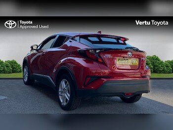 Used Toyota C-HR 2023 for sale - 78370782: Photo