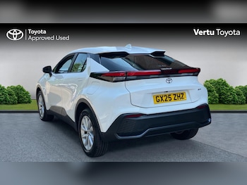 Used Toyota C-HR 2025 for sale - 79569285: Photo