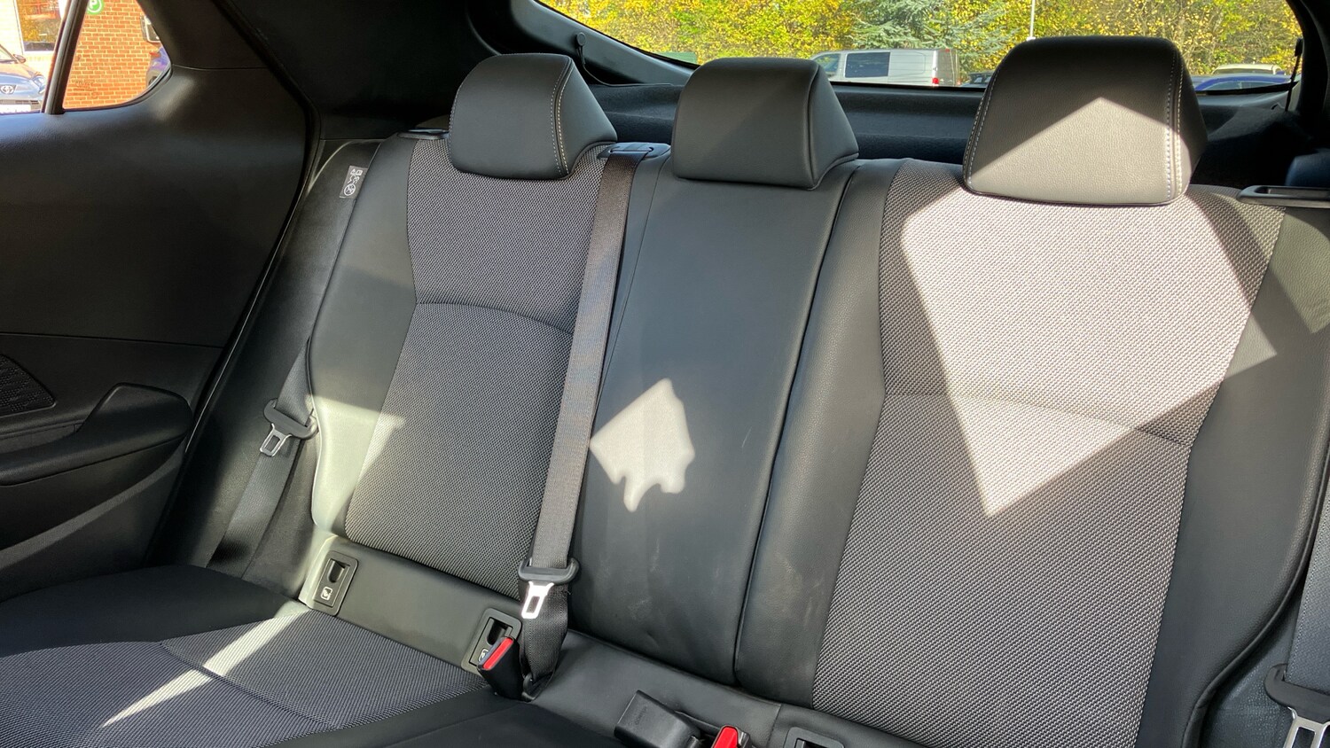 Used Toyota C-HR 2024 for sale - 76290473: Photo 23