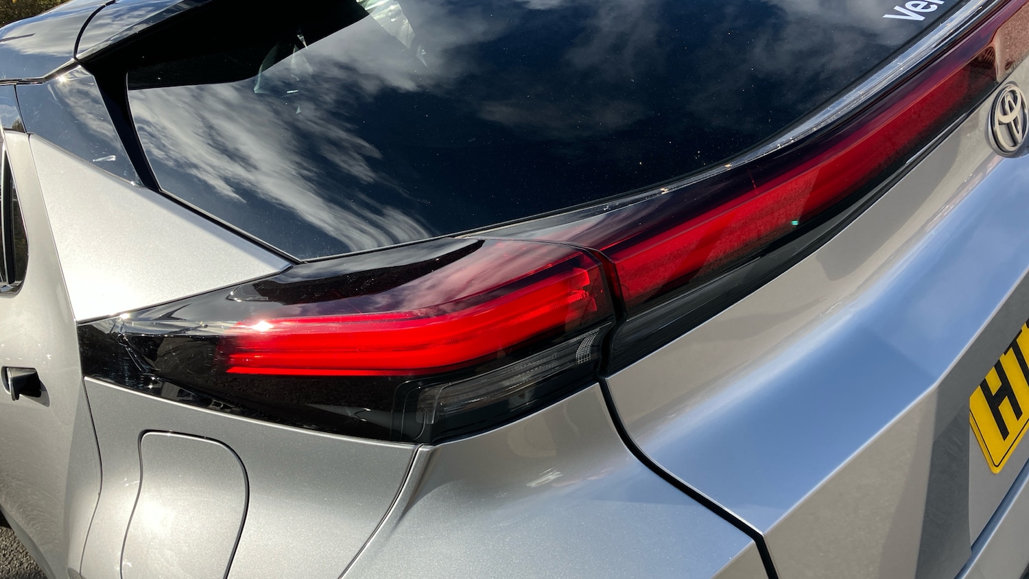 Used Toyota C-HR 2024 for sale - 76290473: Photo 24