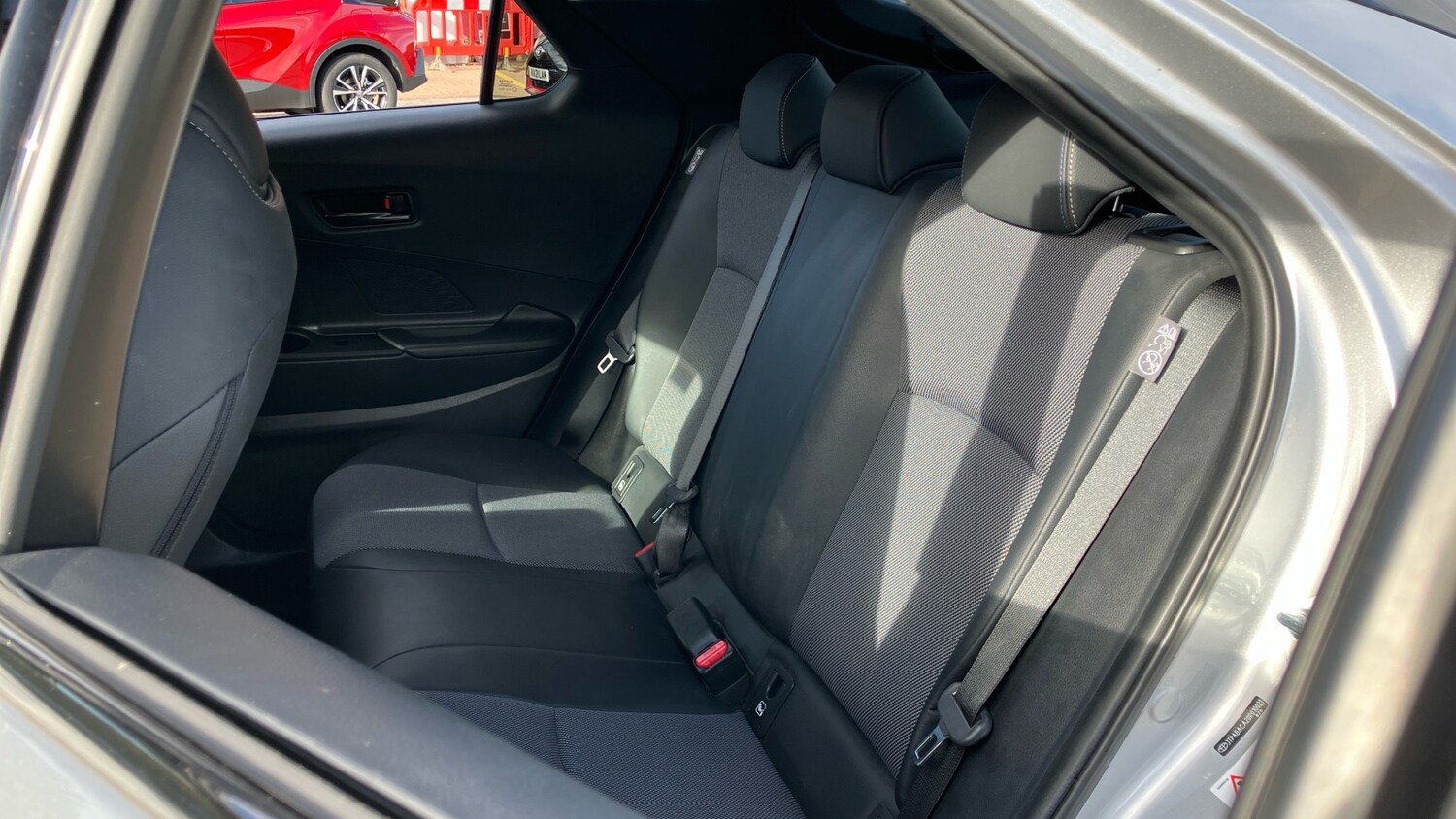 Used Toyota C-HR 2024 for sale - 76290473: Photo 45