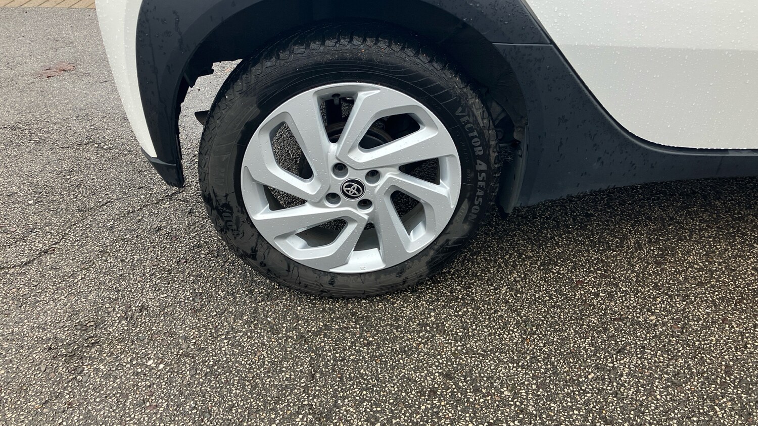 Used Toyota Aygo X 2022 for sale - 76625586: Photo 34