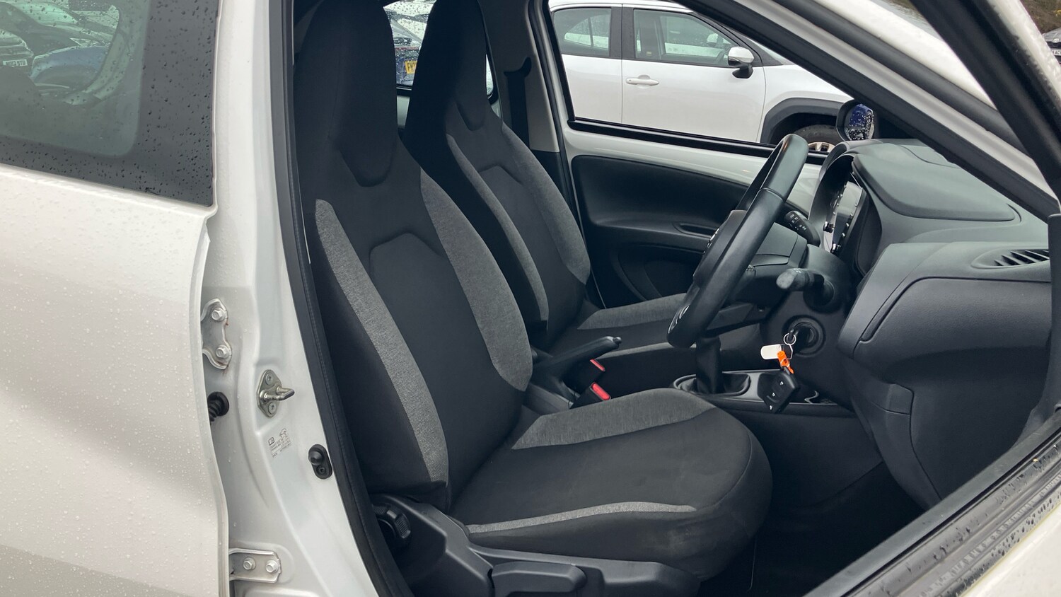 Used Toyota Aygo X 2022 for sale - 76625586: Photo 37