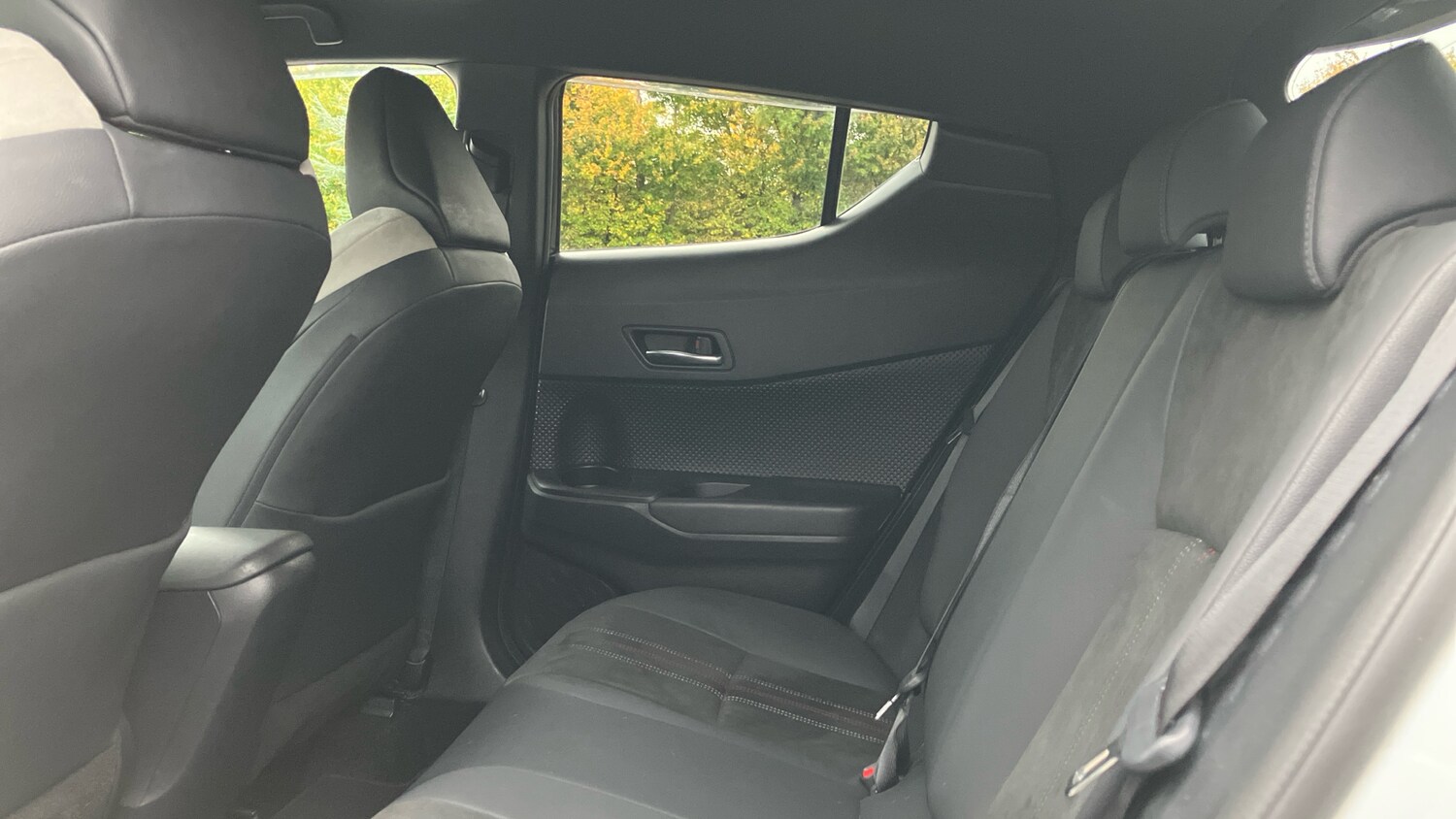 Used Toyota C-HR 2023 for sale - 76207687: Photo 13