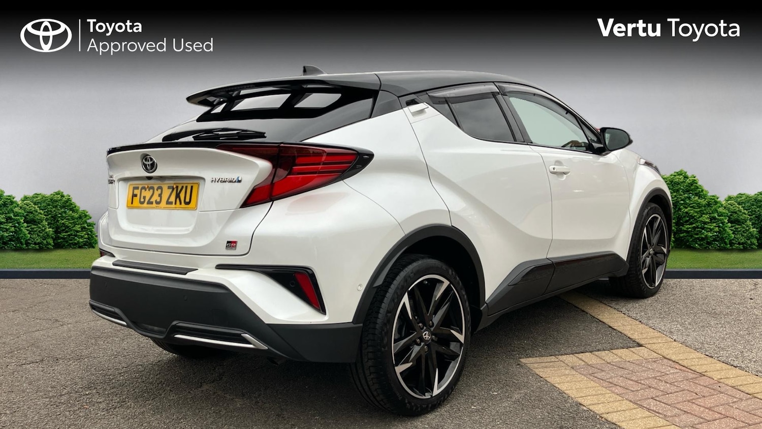 Used Toyota C-HR 2023 for sale - 76207687: Photo 2