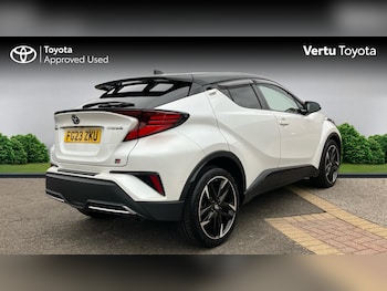 Used Toyota C-HR 2023 for sale - 76207687: Photo 2