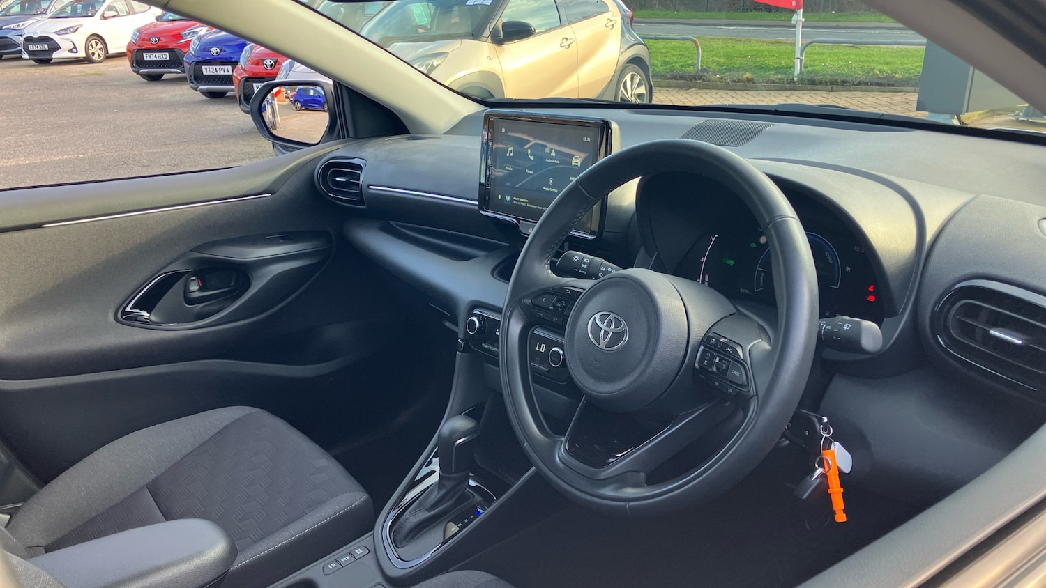 Used Toyota Yaris 2025 for sale - 77763304: Photo 40