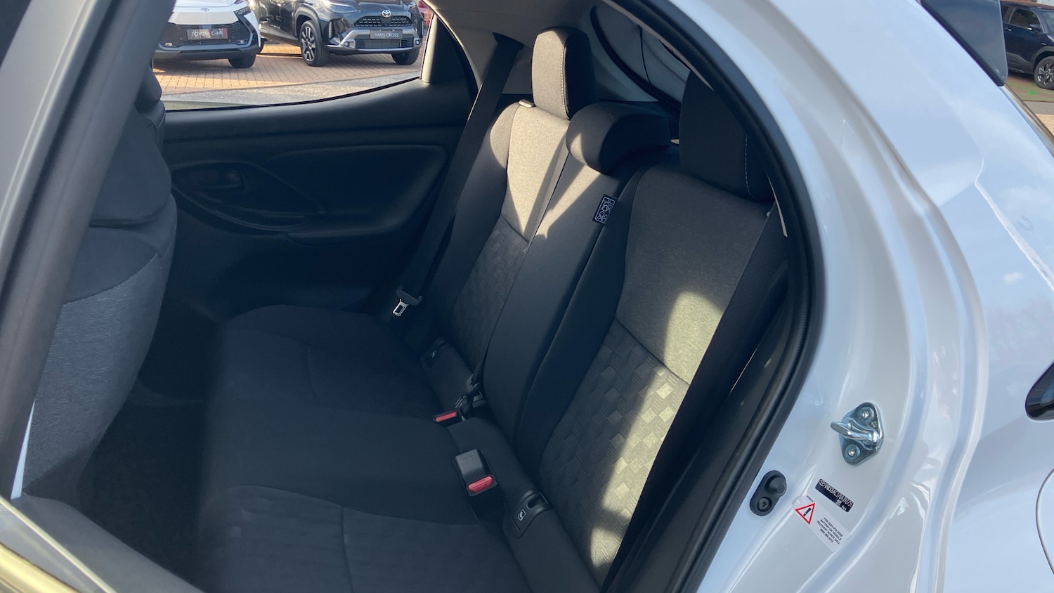 Used Toyota Yaris 2025 for sale - 77763304: Photo 42