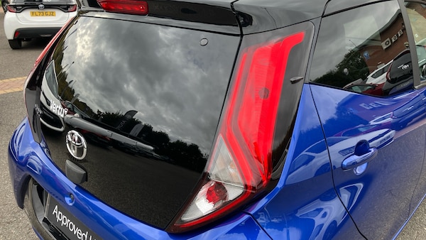 Used Toyota AYGO 2020 for sale - 76275901: Photo 21