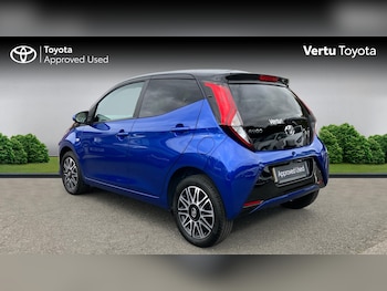 Used Toyota AYGO 2020 for sale - 76275901: Photo