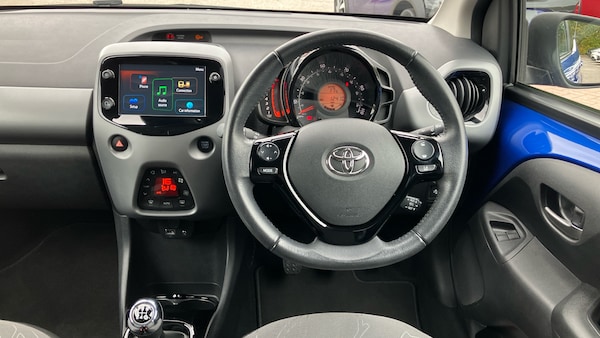 Used Toyota AYGO 2020 for sale - 76275901: Photo 6