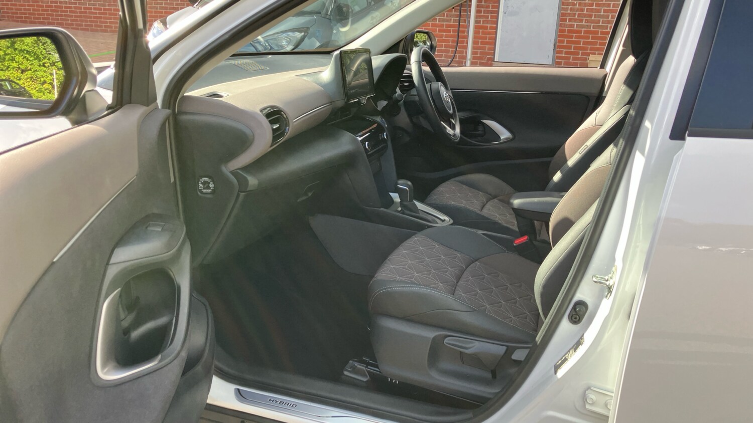 Used Toyota Yaris Cross 2022 for sale - 76079620: Photo 10