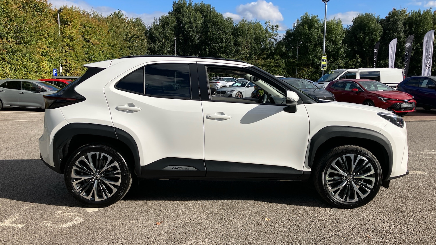 Used Toyota Yaris Cross 2022 for sale - 76079620: Photo 16