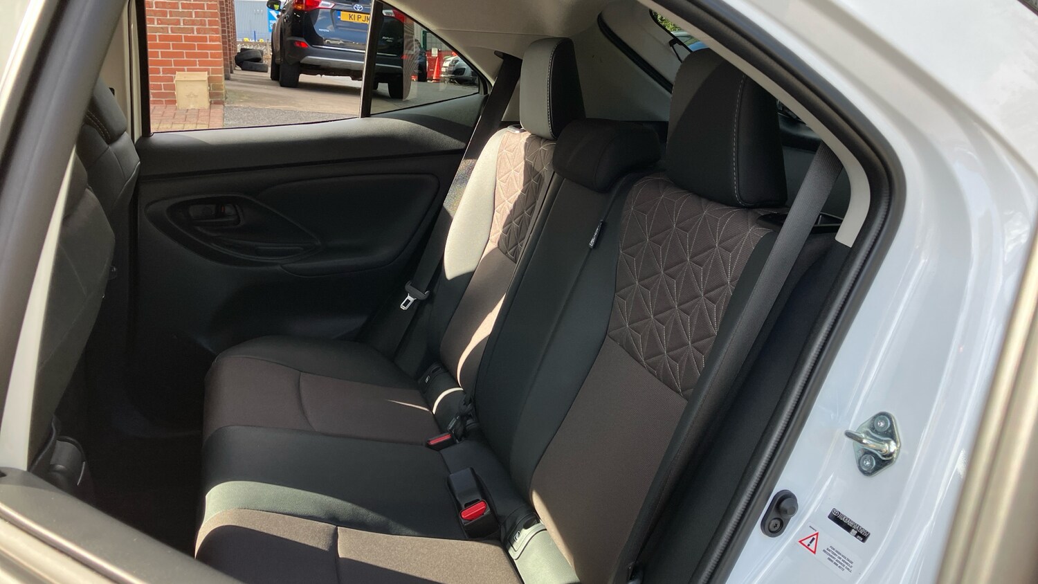 Used Toyota Yaris Cross 2022 for sale - 76079620: Photo 42