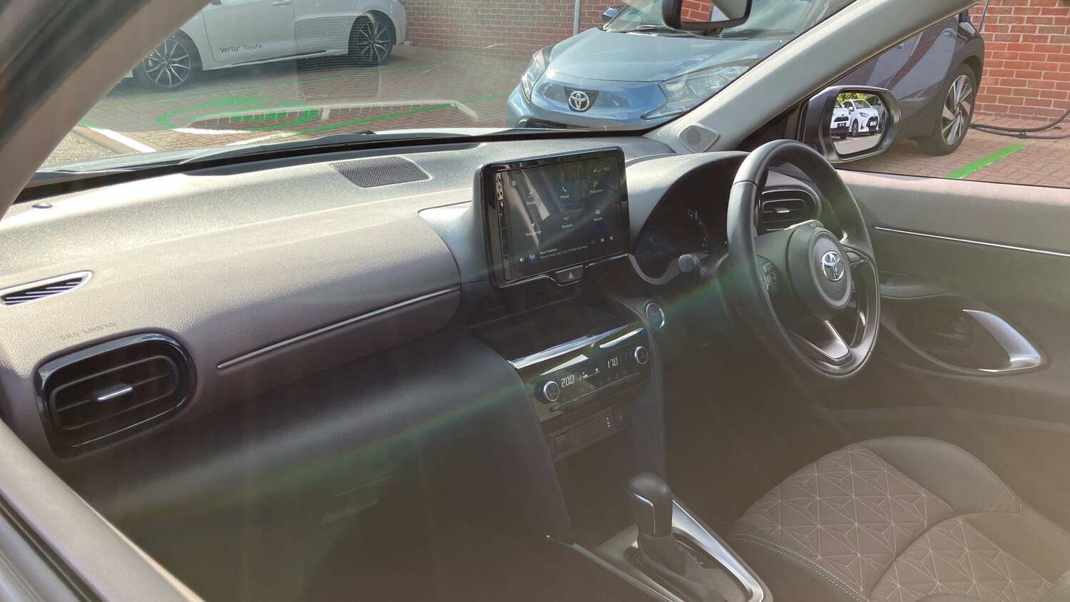 Used Toyota Yaris Cross 2022 for sale - 76079620: Photo 44