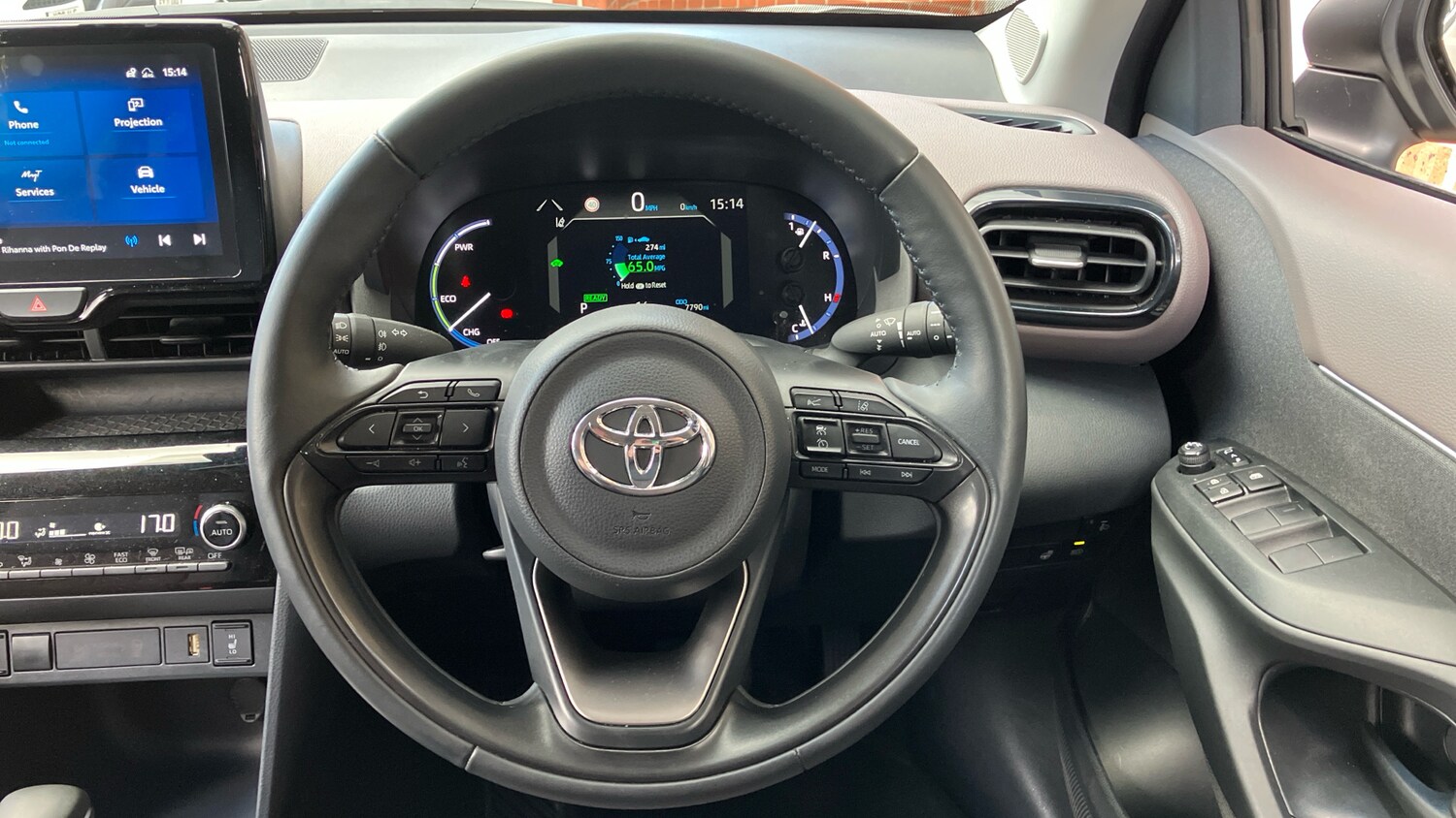 Used Toyota Yaris Cross 2022 for sale - 76079620: Photo 6