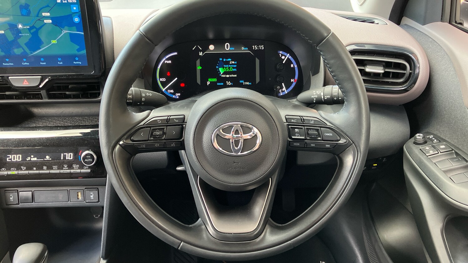 Used Toyota Yaris Cross 2022 for sale - 76079620: Photo 8