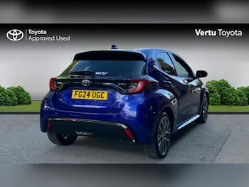 Used Toyota Yaris 2024 for sale - 79719550: Photo
