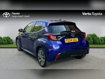 Used Toyota Yaris 2024 for sale - 79719550: Photo