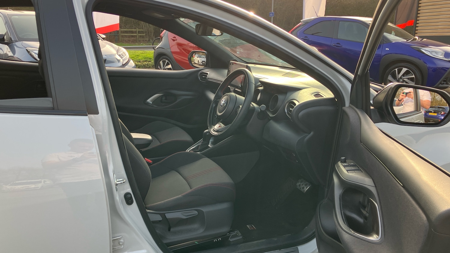 Used Toyota Yaris 2023 for sale - 77779048: Photo 11