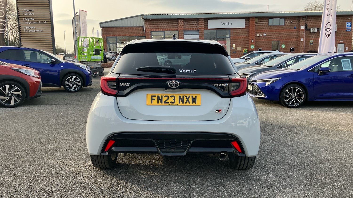 Used Toyota Yaris 2023 for sale - 77779048: Photo 19