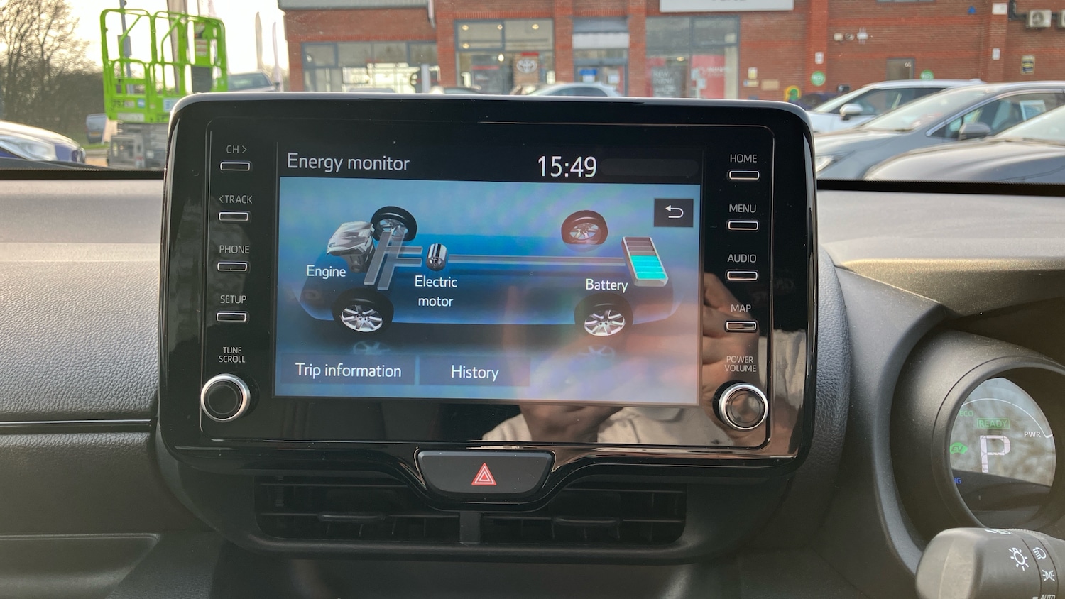 Used Toyota Yaris 2023 for sale - 77779048: Photo 24