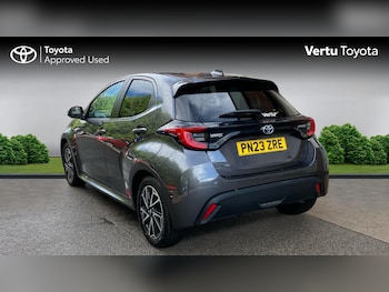 Used Toyota Yaris 2023 for sale - 78356152: Photo