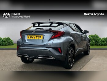 Used Toyota C-HR 2022 for sale - 76340507: Photo