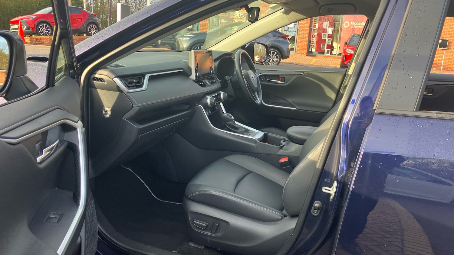 Used Toyota RAV4 2022 for sale - 77245410: Photo 10