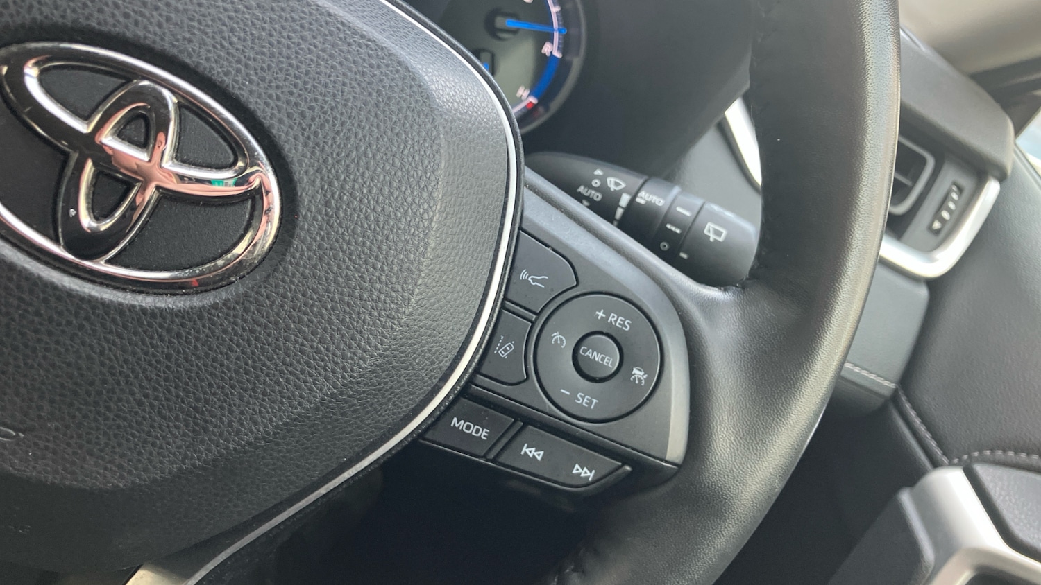 Used Toyota RAV4 2022 for sale - 77245410: Photo 48